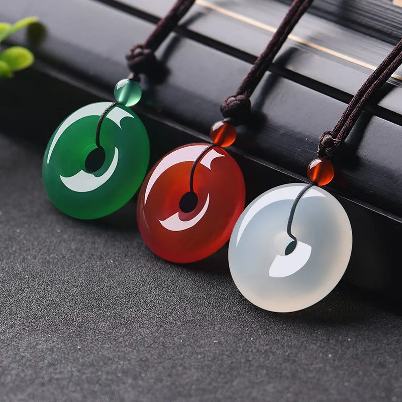 قلادة اليشم الطبيعية على شكل د - مراجعة Women Accessories Trendy وسعره